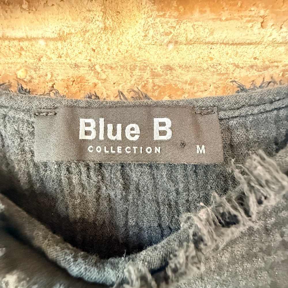 Frayed Edge Blue Crop Top - Picture 4 of 5